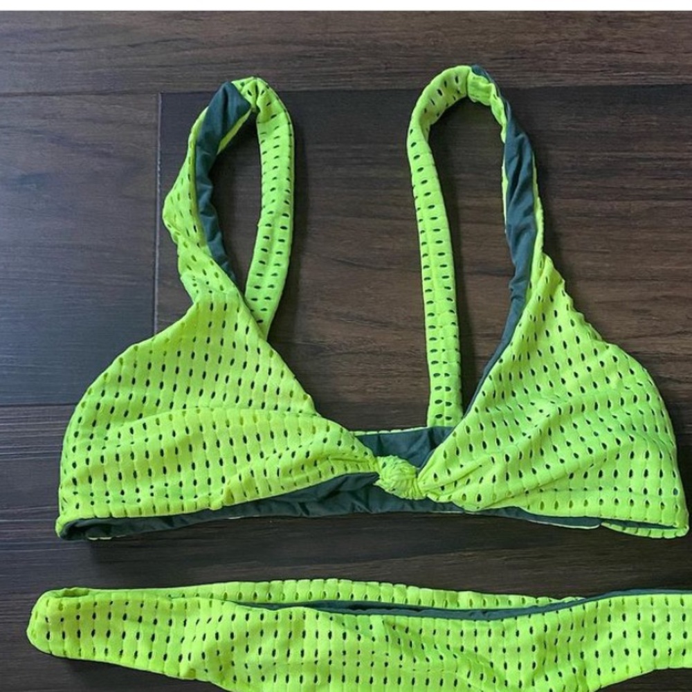 Spain acacia swimwear top